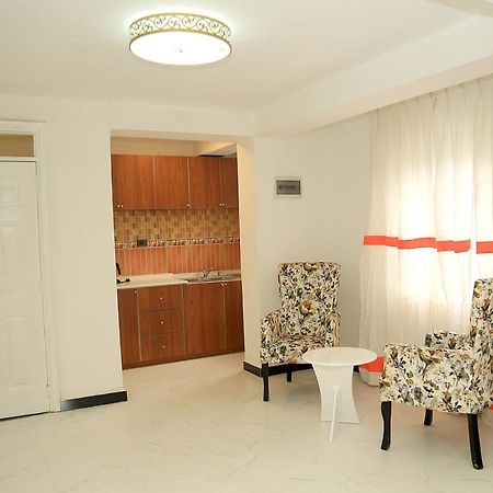 Abat Guest House แอดดิสอาบาบา ภายนอก รูปภาพ