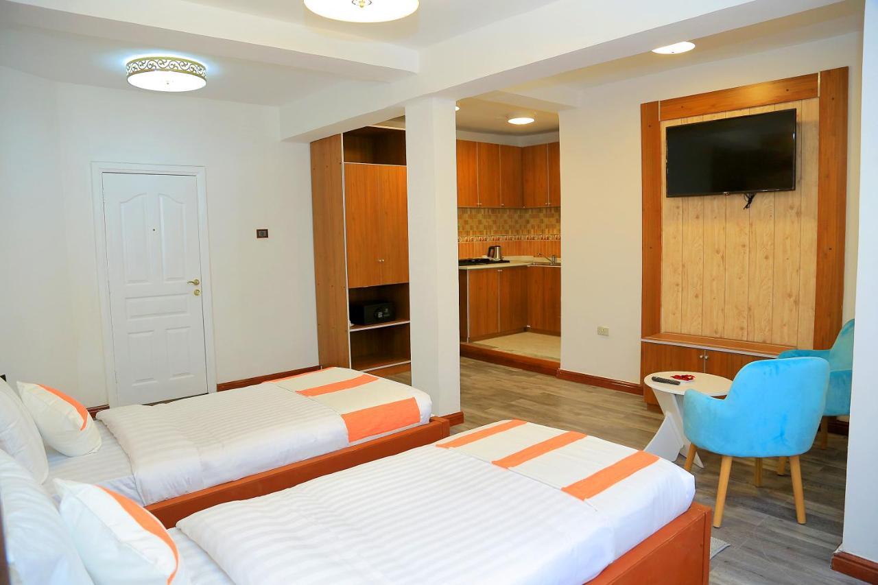 Abat Guest House แอดดิสอาบาบา ภายนอก รูปภาพ