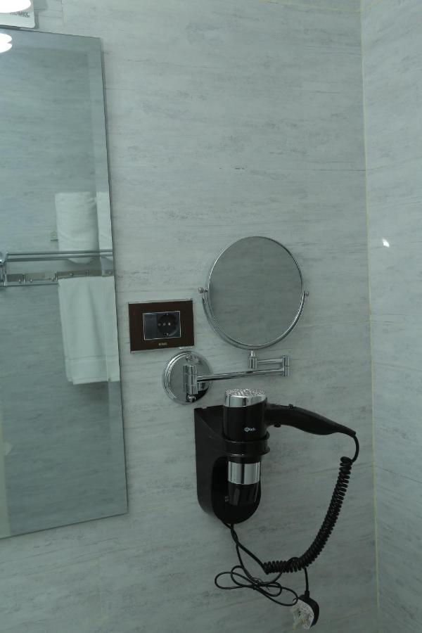 Abat Guest House แอดดิสอาบาบา ภายนอก รูปภาพ