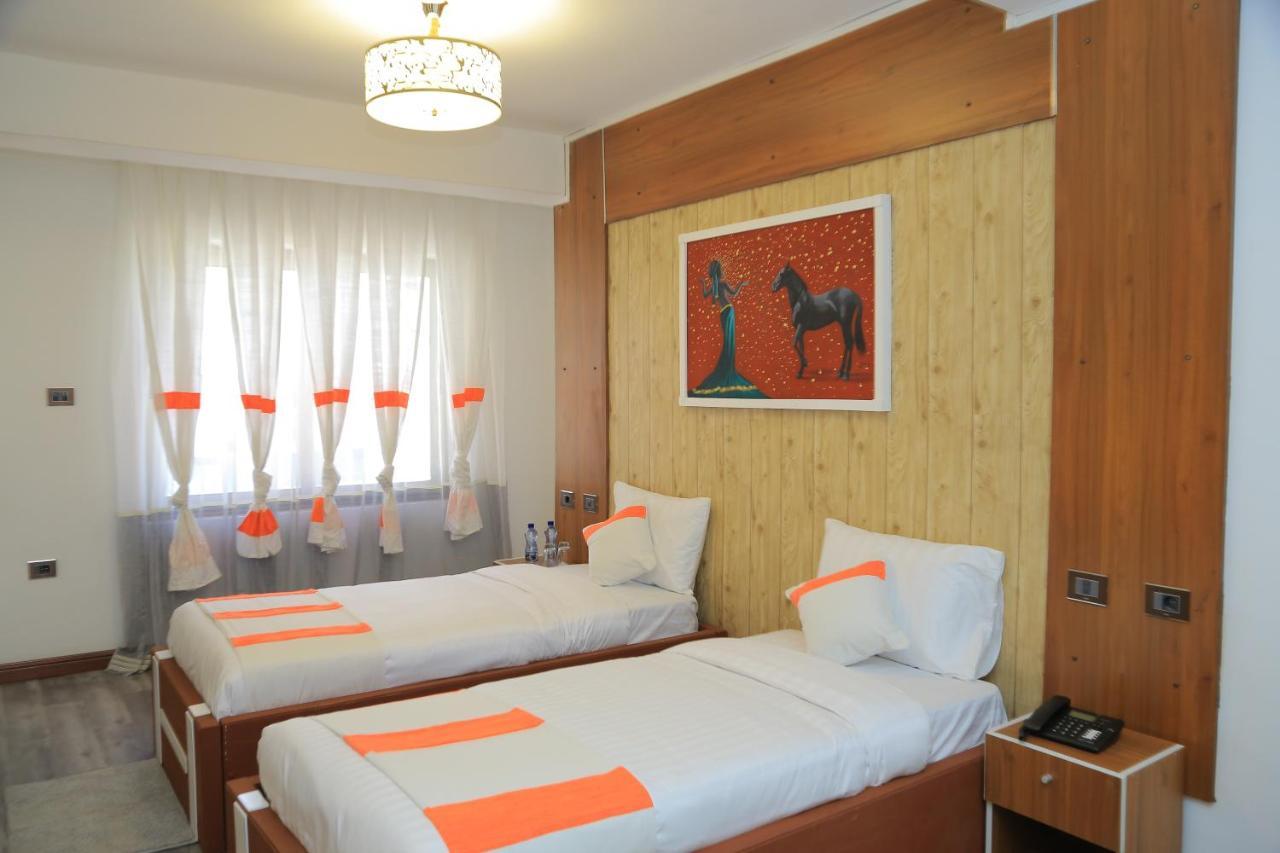 Abat Guest House แอดดิสอาบาบา ภายนอก รูปภาพ
